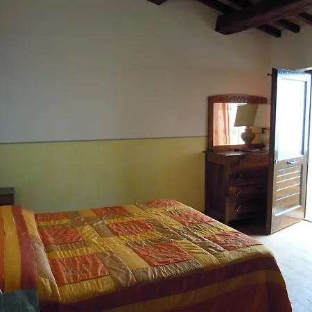 Alojamento de Turismo Rural Agriturismo La Palombara *