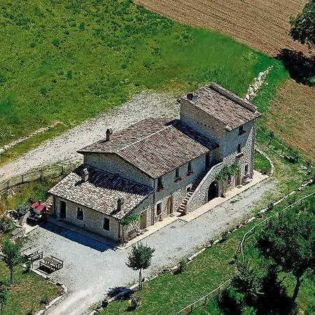 Farmház Agriturismo La Palombara Cascia