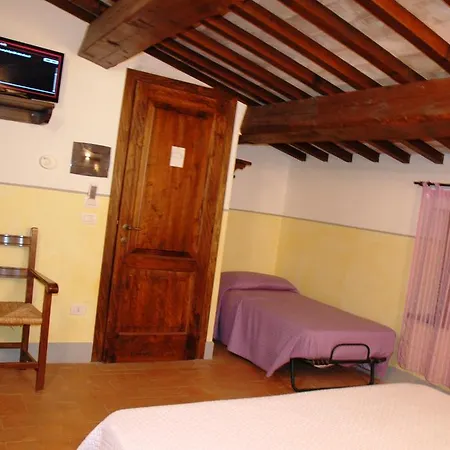 Alojamento de Turismo Rural Agriturismo La Palombara *