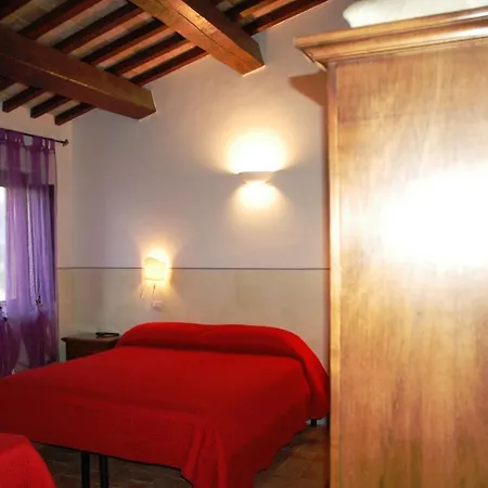 Agriturismo La Palombara Farmház