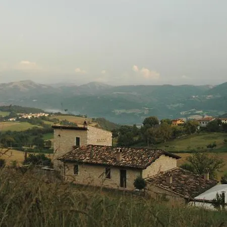 Alojamento de Turismo Rural Agriturismo La Palombara Cascia