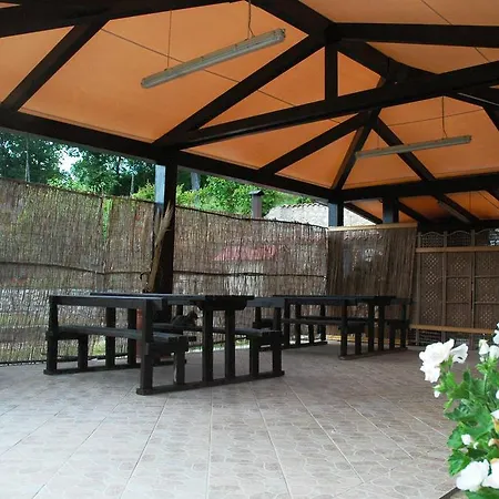 Alojamento de Turismo Rural Agriturismo La Palombara *